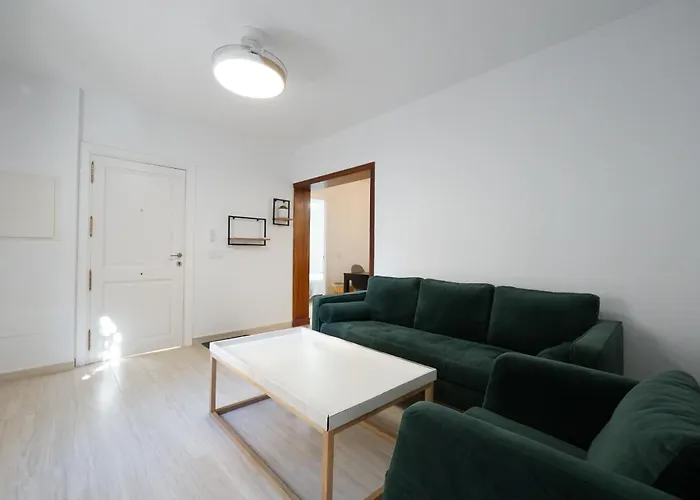 La Casita - Charming 3 Bed Ground Floor Daire *